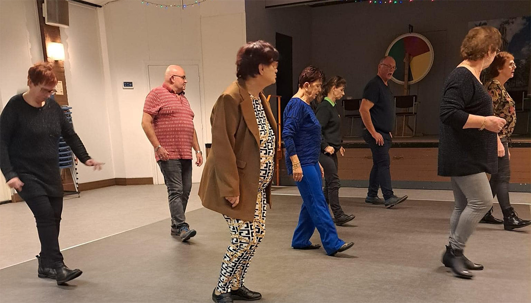 linedance-in-de-COV Dansavonden bij Stichting COV